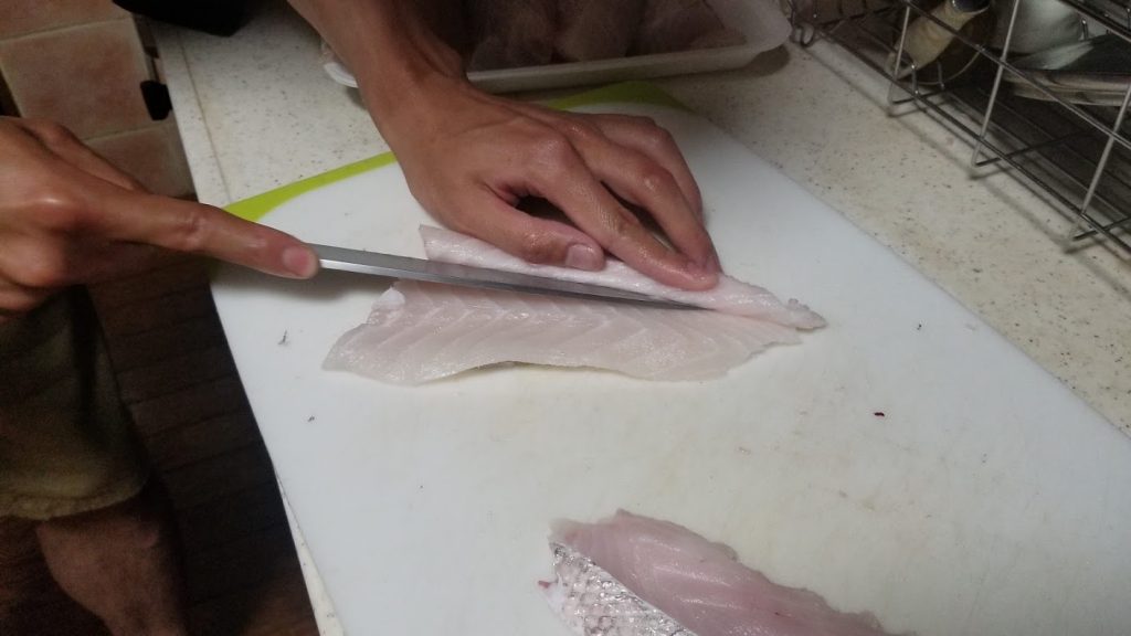 シーバス（鱸）を刺身で食べる切り方㉗
